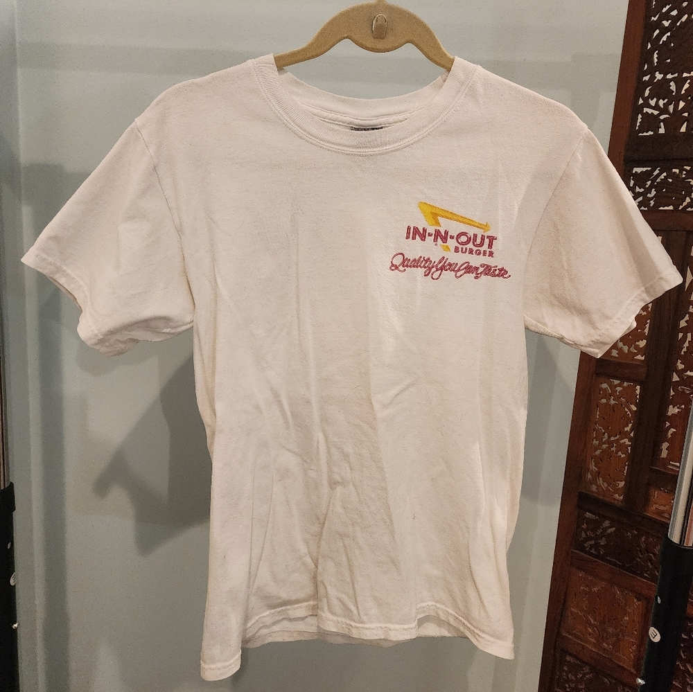 Vintage Y2K In-N-Out Burger T-Shirt